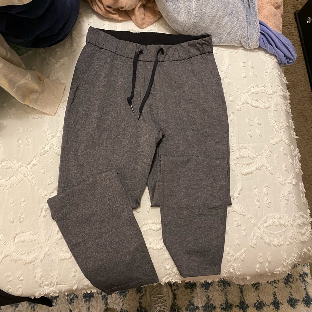 Lululemon On the fly Joggers